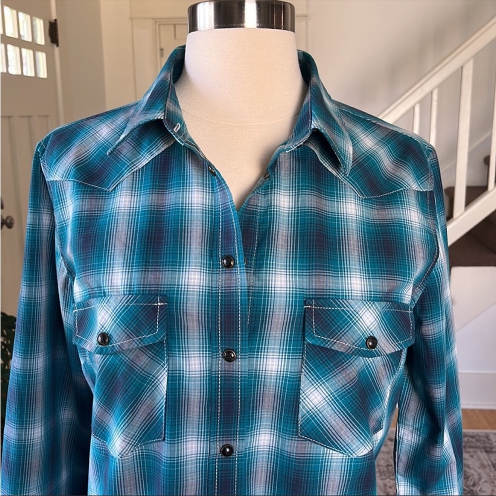 PENDLETON Western Snap-Front Shirt Plaid Turquoise
Medium - Picture 8 of 12